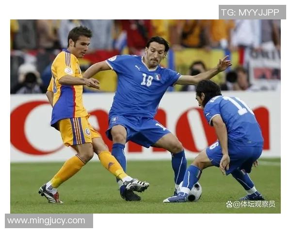 经典足球传奇再现老照片回顾那些永载史册的球星瞬间 经典足球传奇再现老照片回顾那些永载史册的球星瞬间