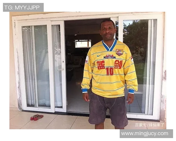 中国足球十大功勋球星盘点 揭示他们的辉煌成就与传奇故事 中国足球十大功勋球星盘点 揭示他们的辉煌成就与传奇故事