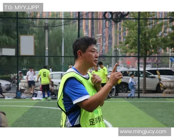 巴尔坦足球星人形象合集与精彩动作展示 让你领略外星足球风采 巴尔坦足球星人形象合集与精彩动作展示 让你领略外星足球风采